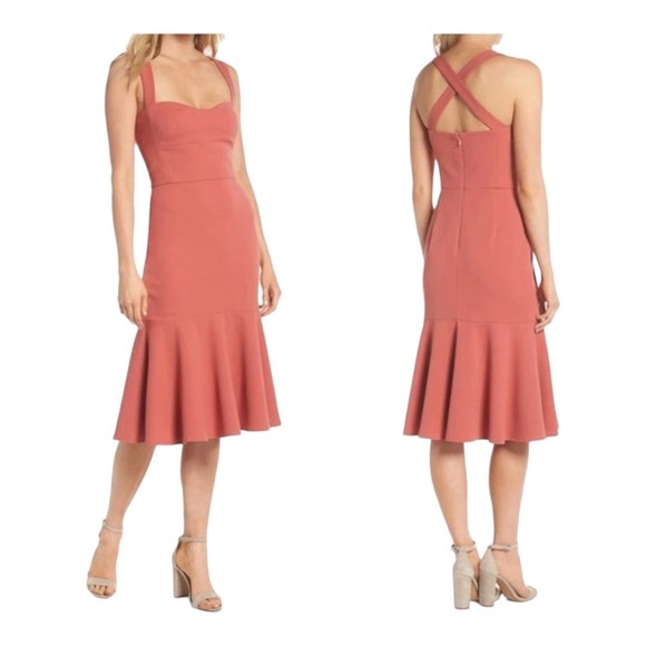 Elliatt Dresses & Skirts - Elliatt Women's Size Large Strappy Halter Tie Midi Dress Pink Crepe Ruffle NWT